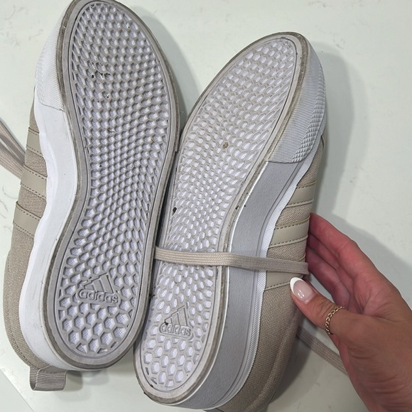 BRAVADA 2.0 PLATFORM SHOES - Picture 2 of 3